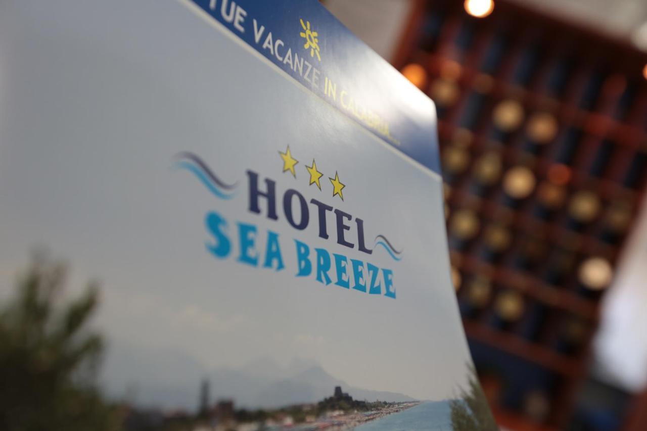 Hotel Sea Breeze Scalea Exteriör bild